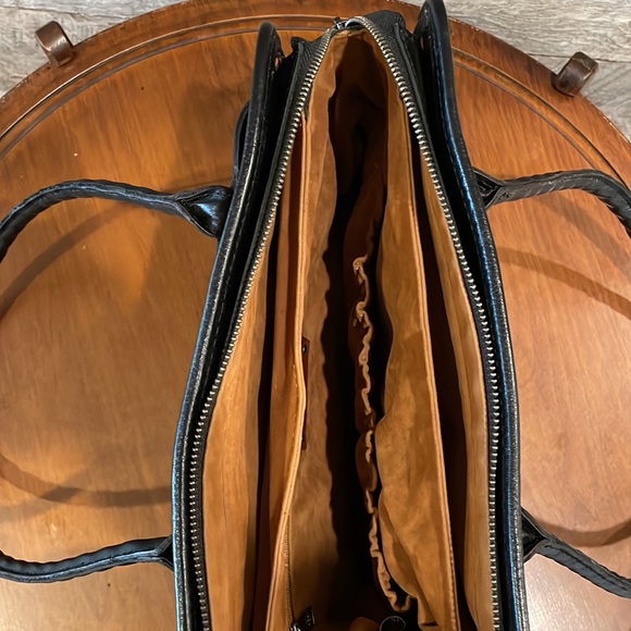 Patricia Nash Paris Large Satchel. LNWT. Excellent Like New Condition. - Picture 2 of 5